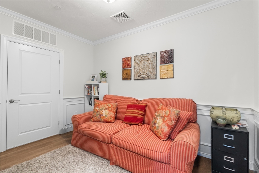 320 Middlesex Ave # B205