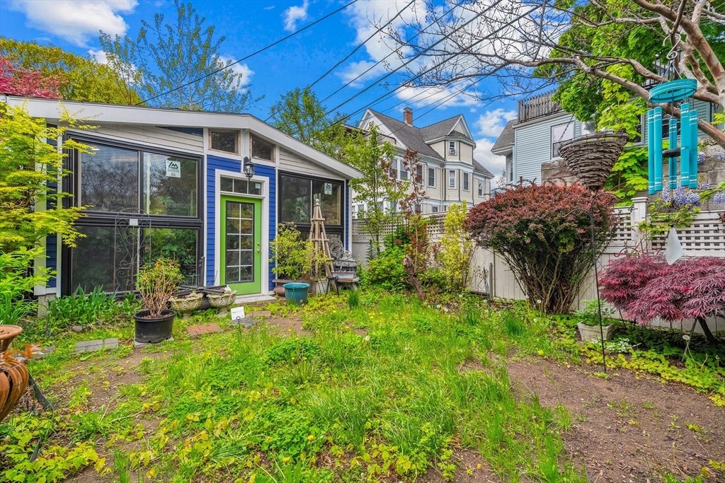 23 Tonawanda Street