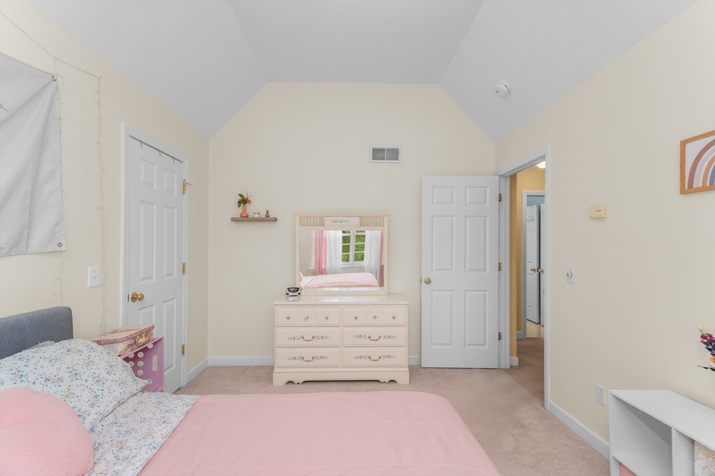 113 Greenwich Plains Rd