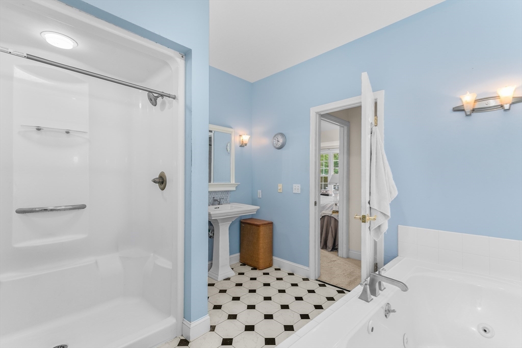 113 Greenwich Plains Rd