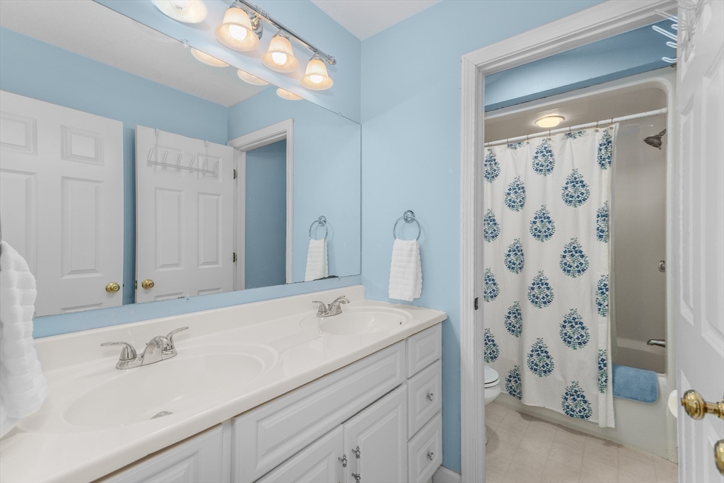 113 Greenwich Plains Rd