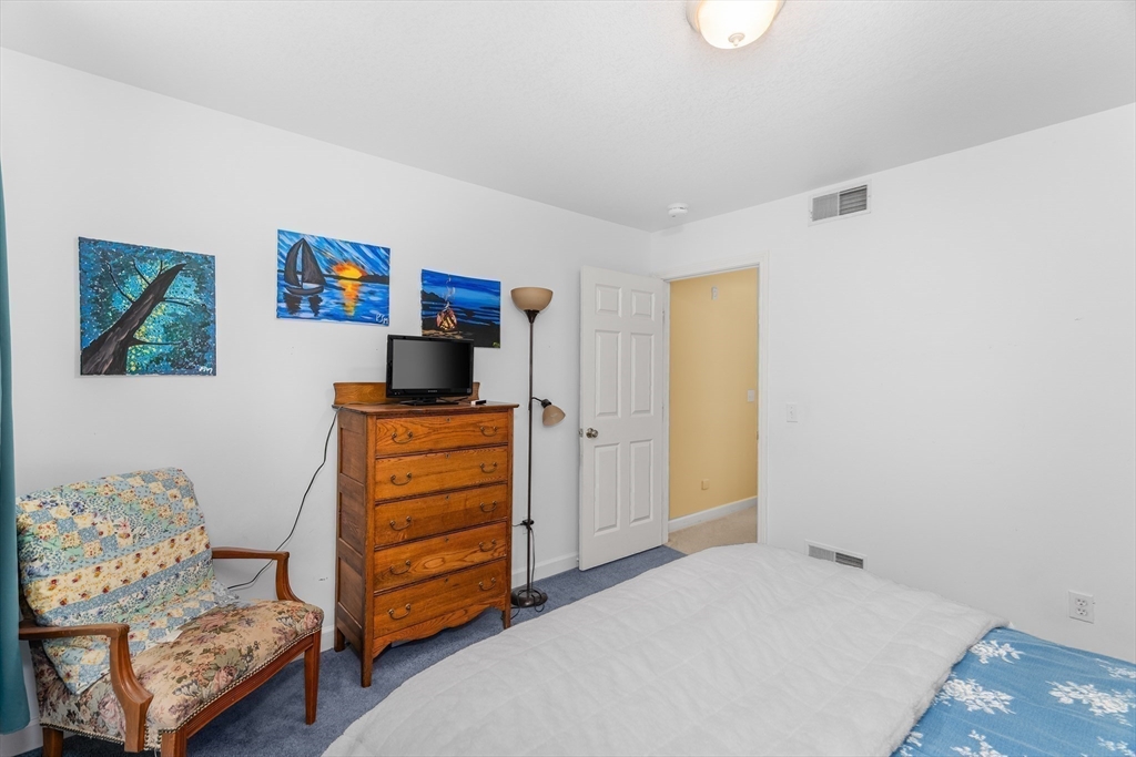 113 Greenwich Plains Rd