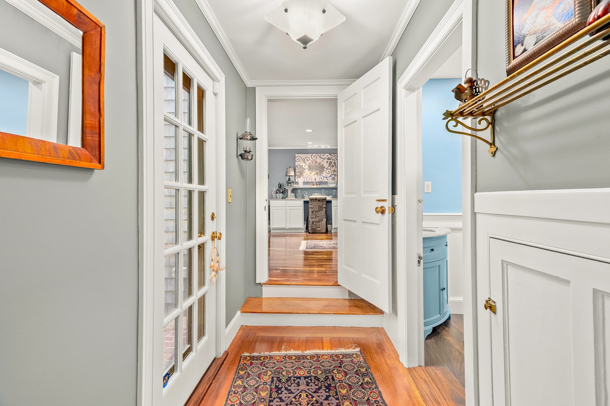 659 Front Street