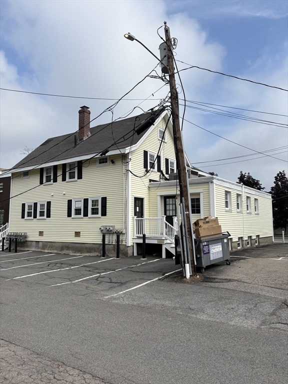 10 Oak St # 4