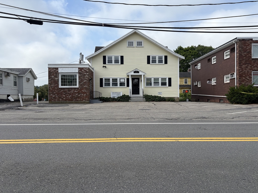 10 Oak St # 4