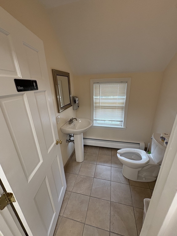 10 Oak St # 4