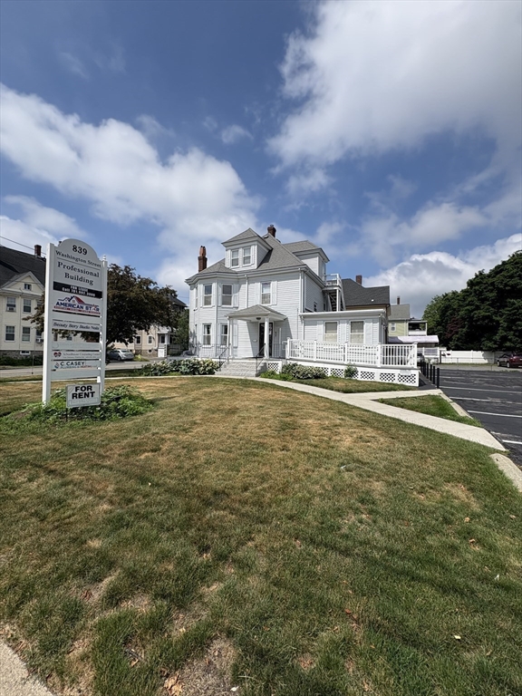 839 Washington St # 2A