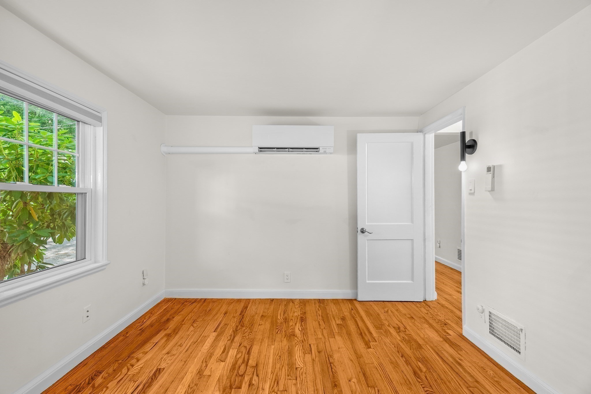 567 Poplar Street