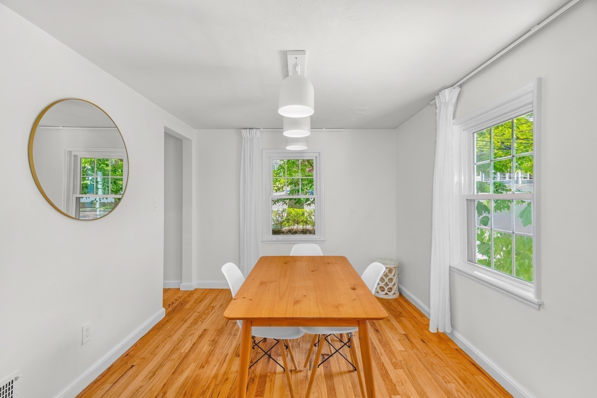 567 Poplar Street