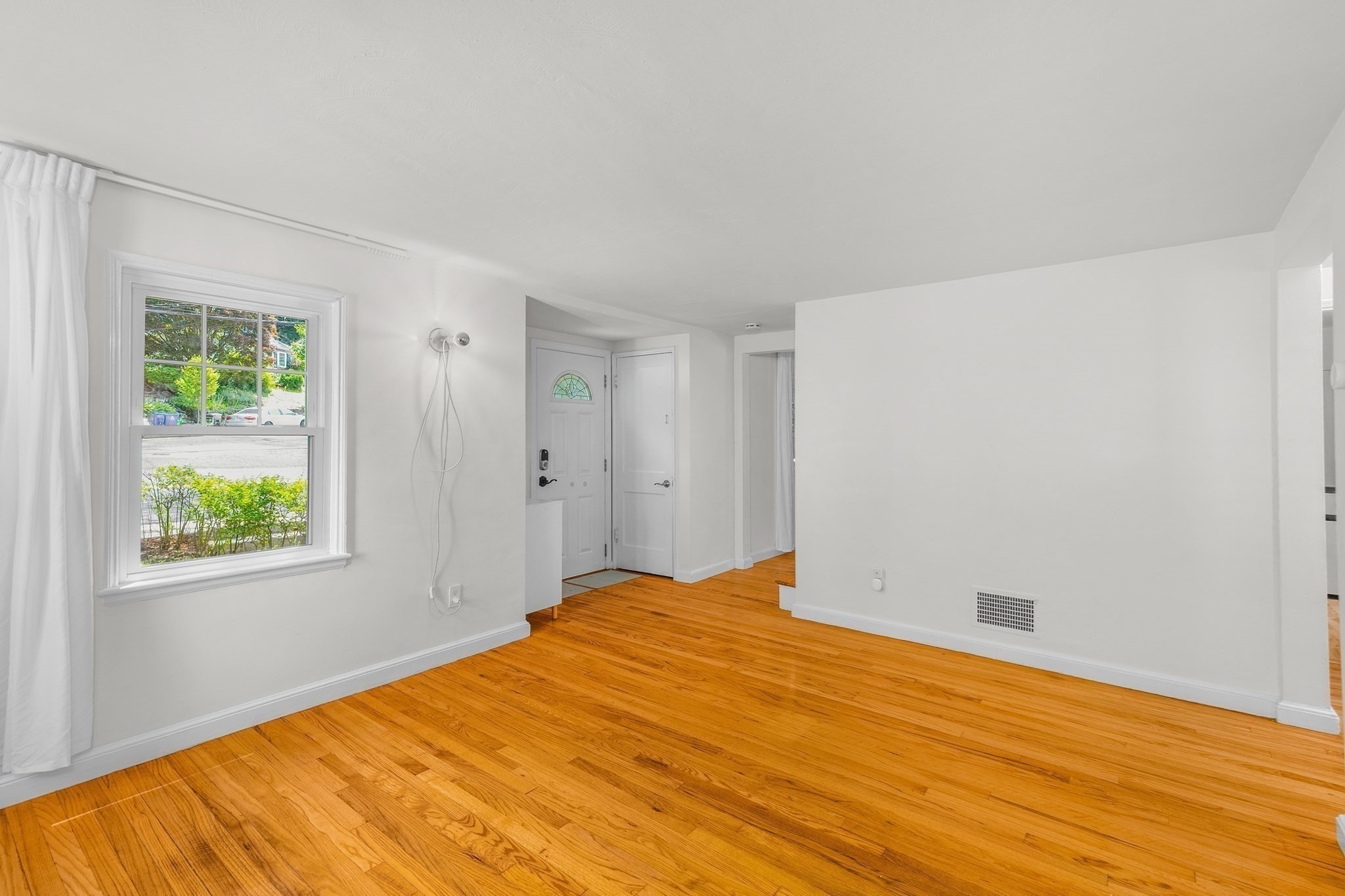 567 Poplar Street