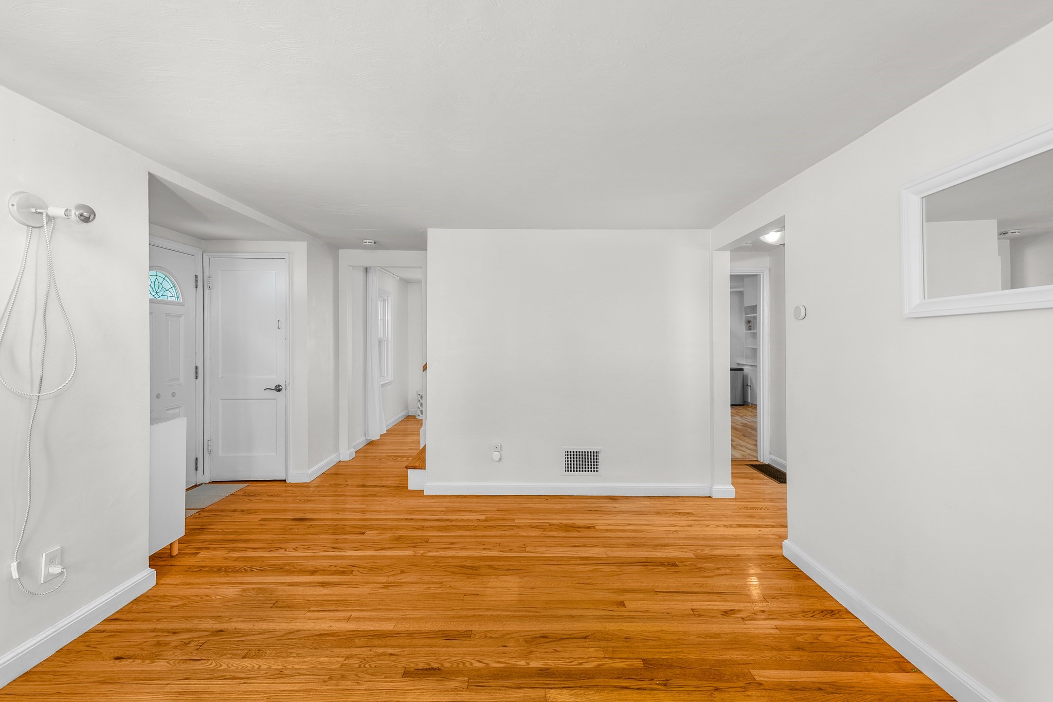 567 Poplar Street