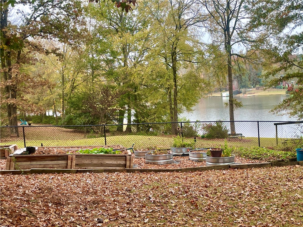 4313 PEBBLE SHORE DRIVE