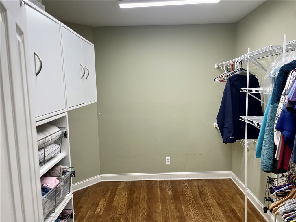 4313 PEBBLE SHORE DRIVE