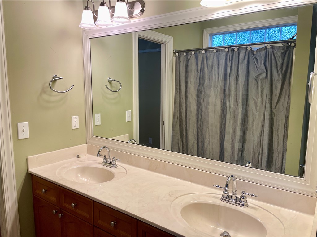 4313 PEBBLE SHORE DRIVE