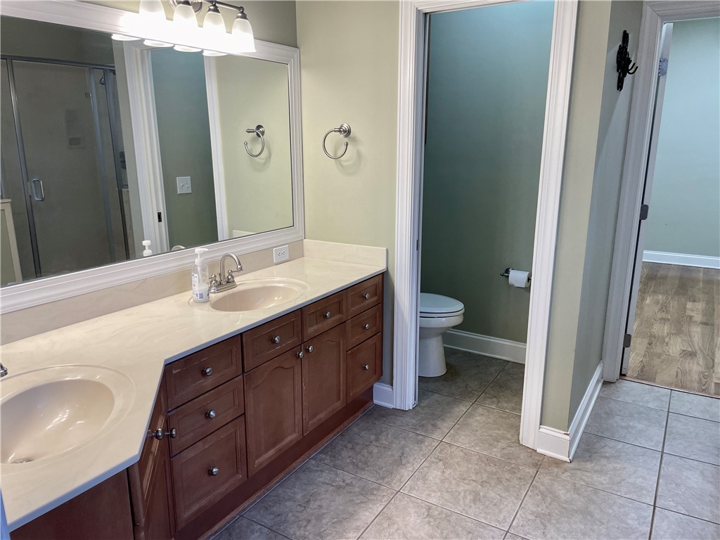 4313 PEBBLE SHORE DRIVE