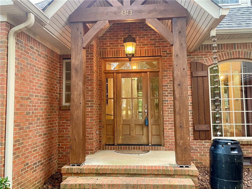 4313 PEBBLE SHORE DRIVE
