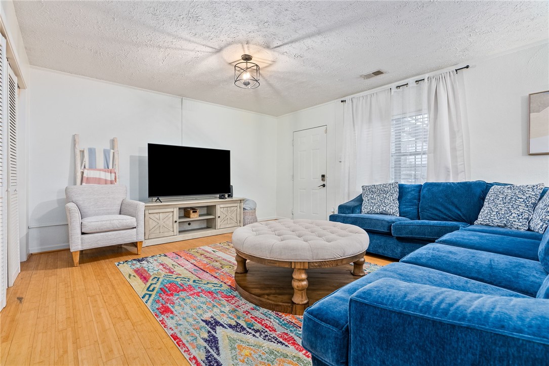 449 N DONAHUE DRIVE A3