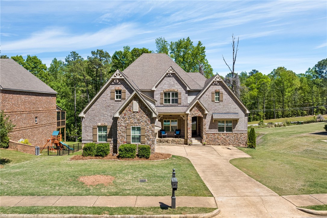 1514 CLUB CREEK DRIVE