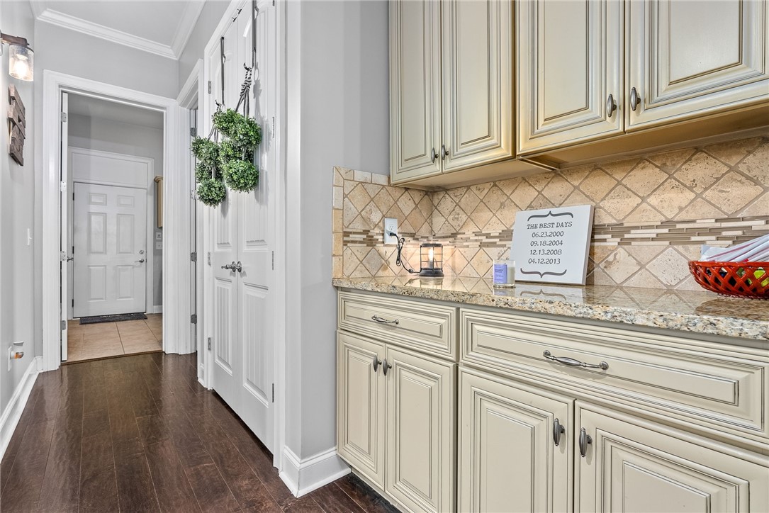 1514 CLUB CREEK DRIVE