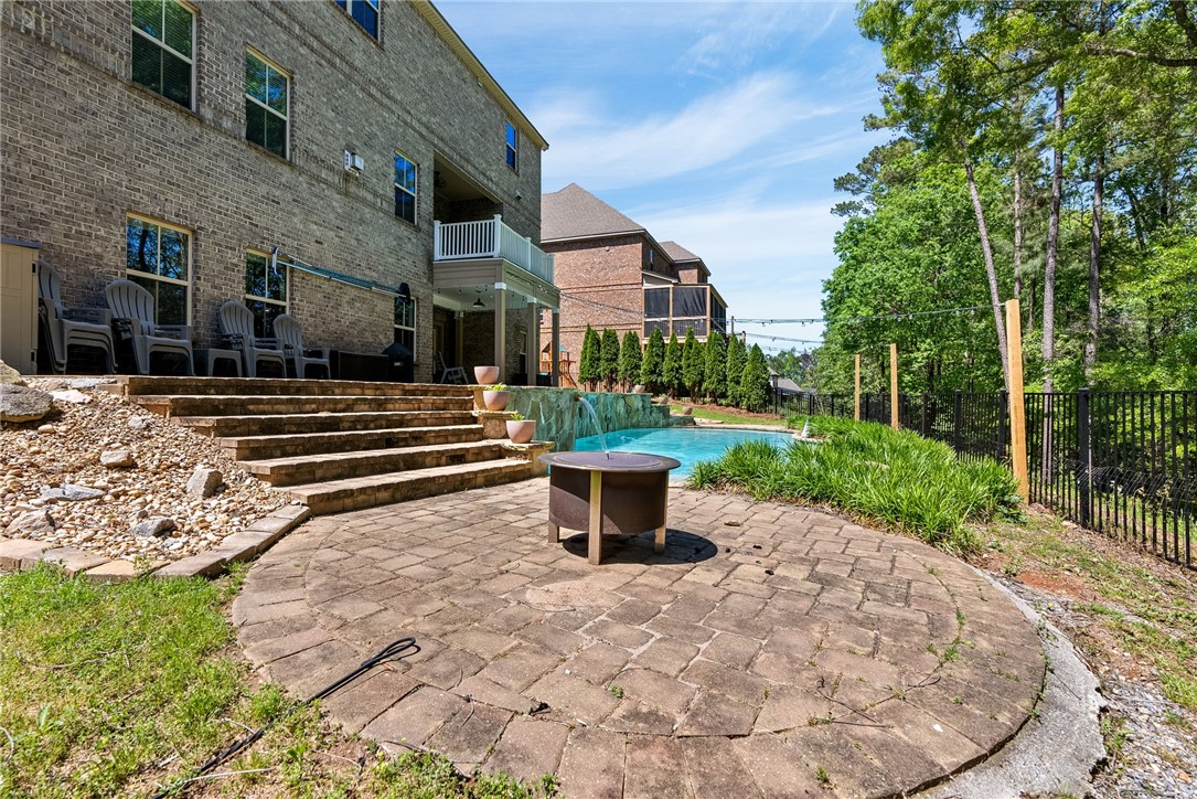 1514 CLUB CREEK DRIVE