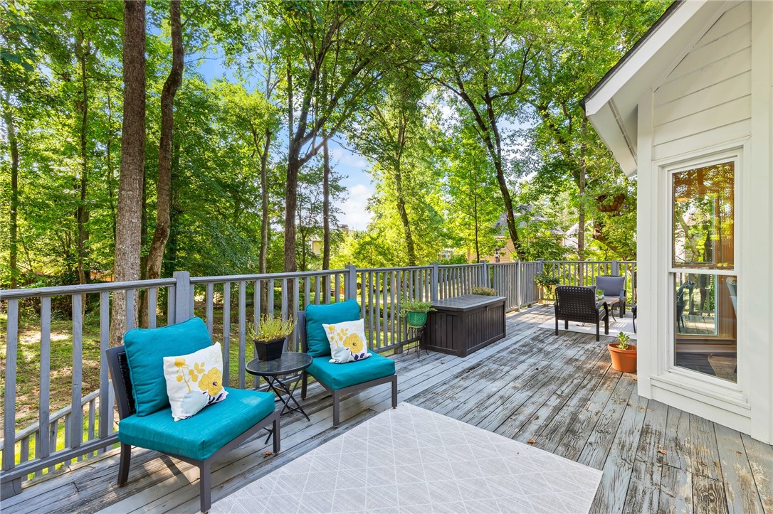 681 WOODY DRIVE
