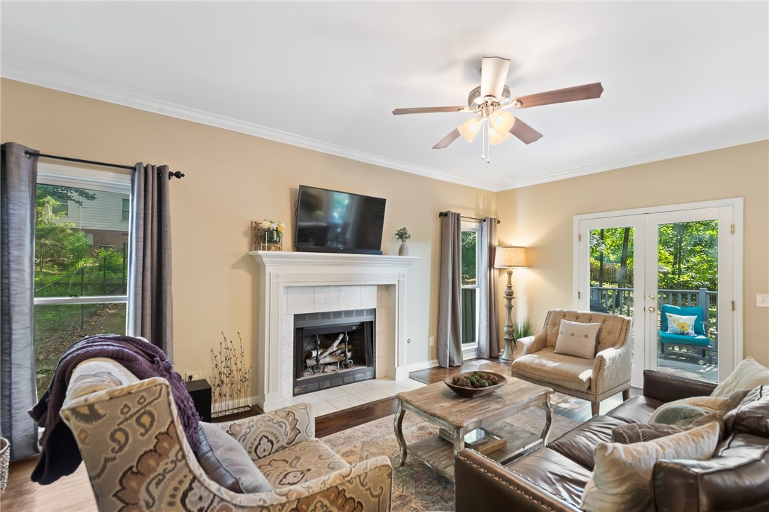 681 WOODY DRIVE