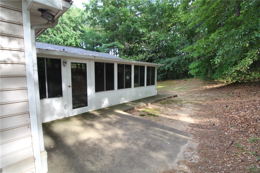2803 SUTTON WAY