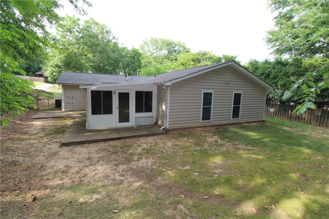 2803 SUTTON WAY