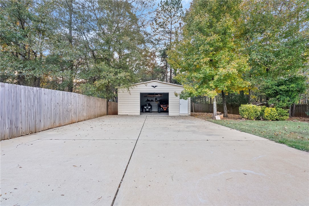 708 MCDONALD DRIVE