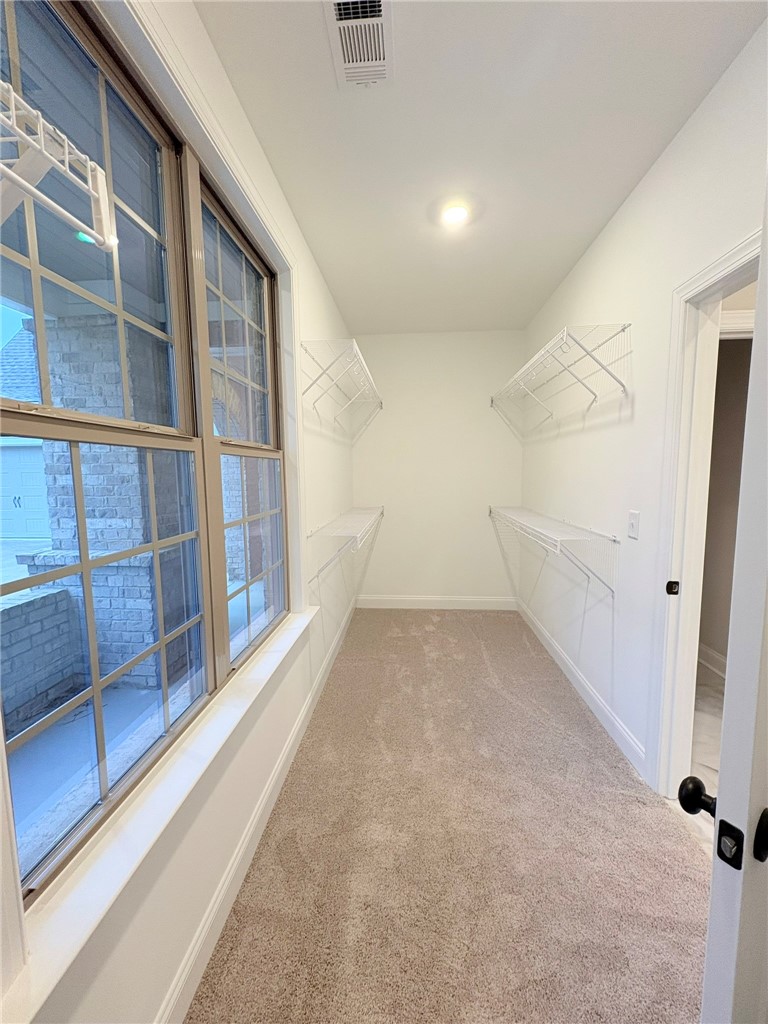 1633 James Burt PARKWAY