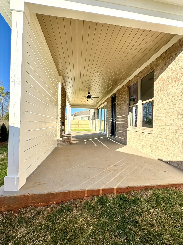 1633 James Burt PARKWAY