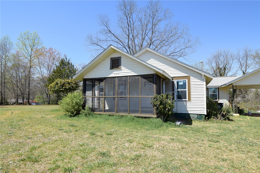3000 W POINT PARKWAY