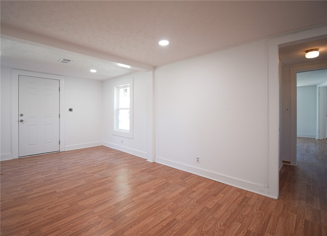 3000 W POINT PARKWAY
