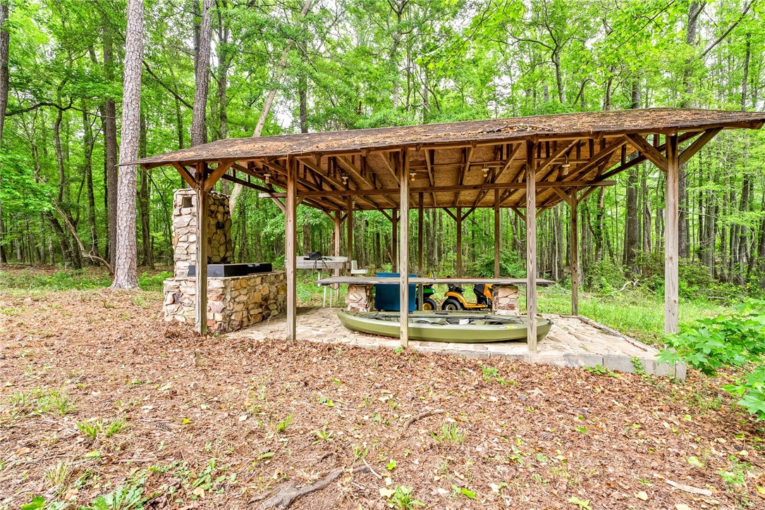 3569 LEE ROAD 166 N/A