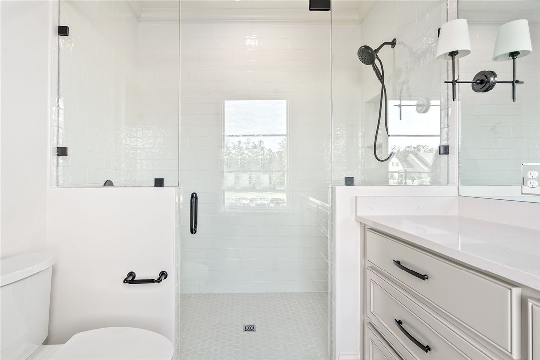 6509 FERNWOOD CIRCLE