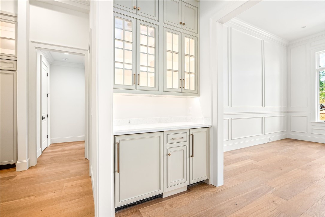 6509 FERNWOOD CIRCLE