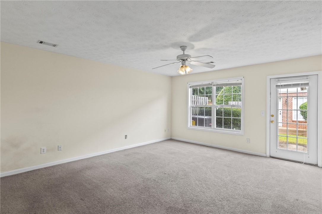 1477 N DONAHUE DRIVE 2302