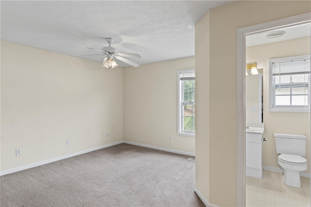 1477 N DONAHUE DRIVE 2302