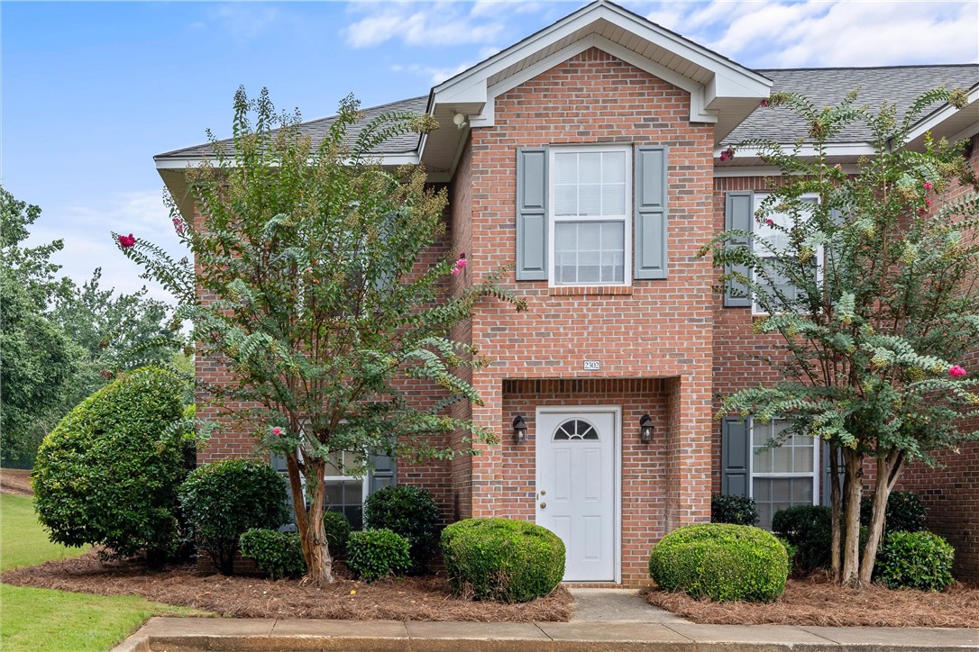 1477 N DONAHUE DRIVE 2302