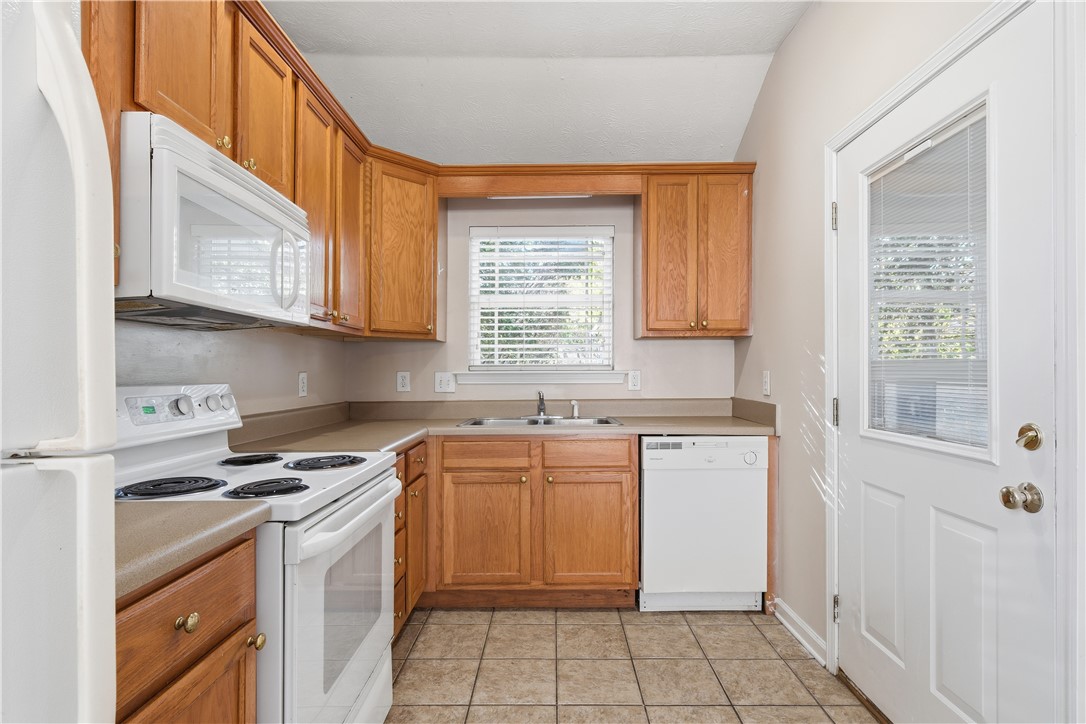 412 JACK HAMPTON DRIVE