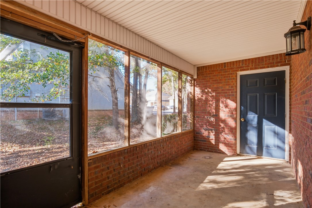 412 JACK HAMPTON DRIVE