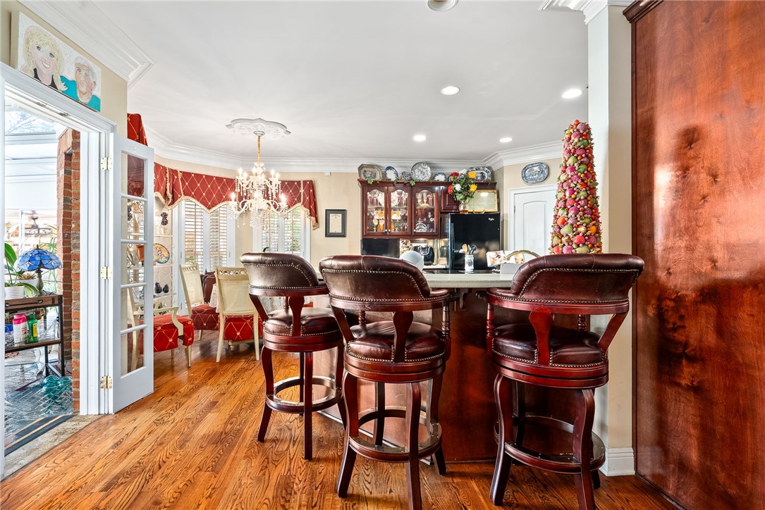 233 ASHETON LANE