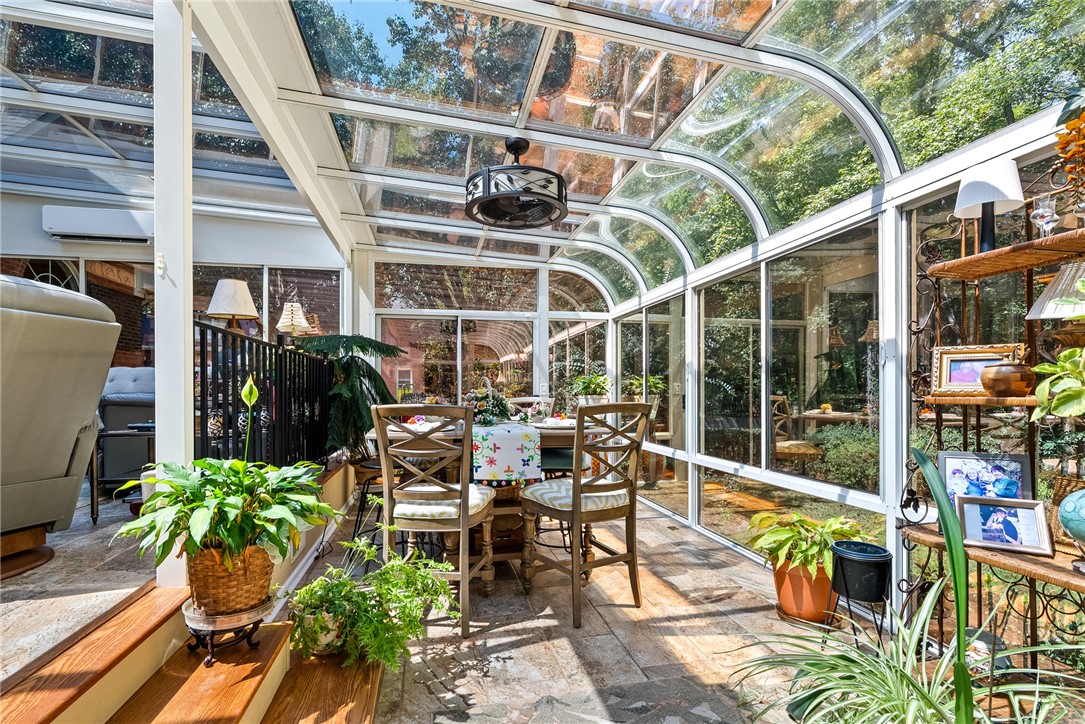 233 ASHETON LANE