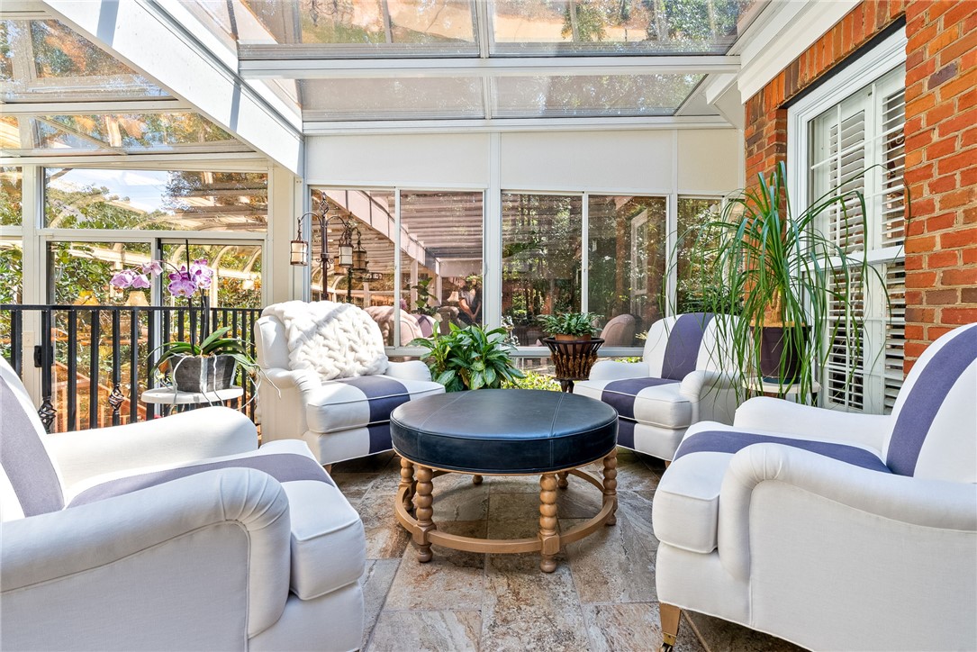 233 ASHETON LANE