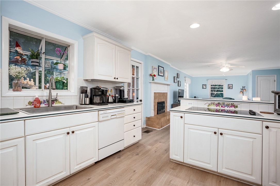 1404 NOVELLA STREET