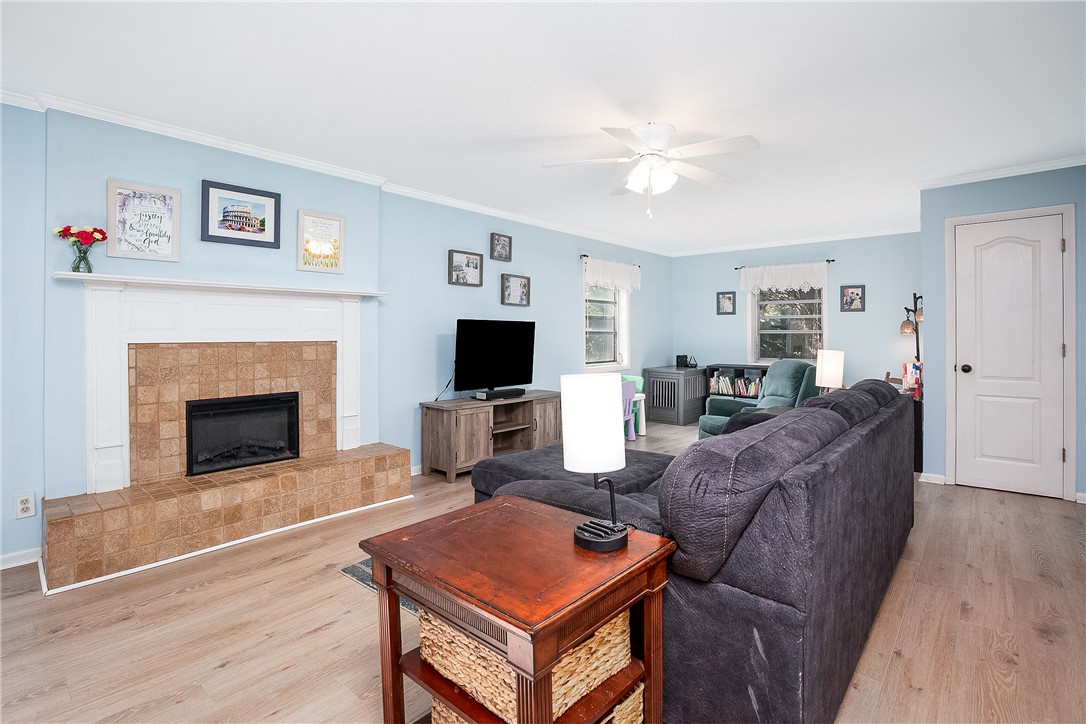 1404 NOVELLA STREET