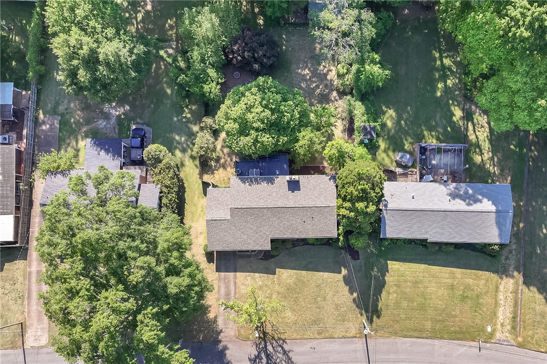1404 NOVELLA STREET