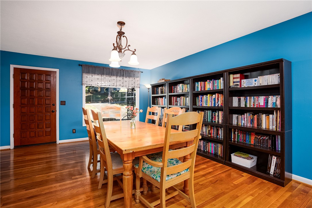 1404 NOVELLA STREET