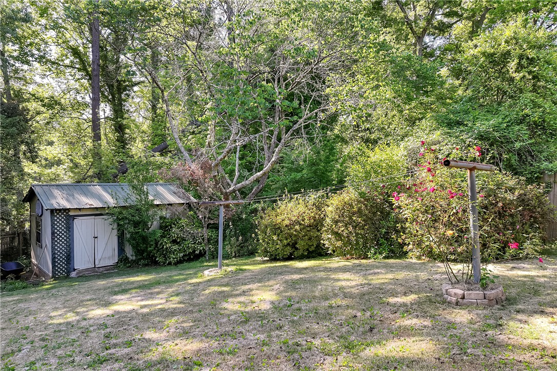 1404 NOVELLA STREET