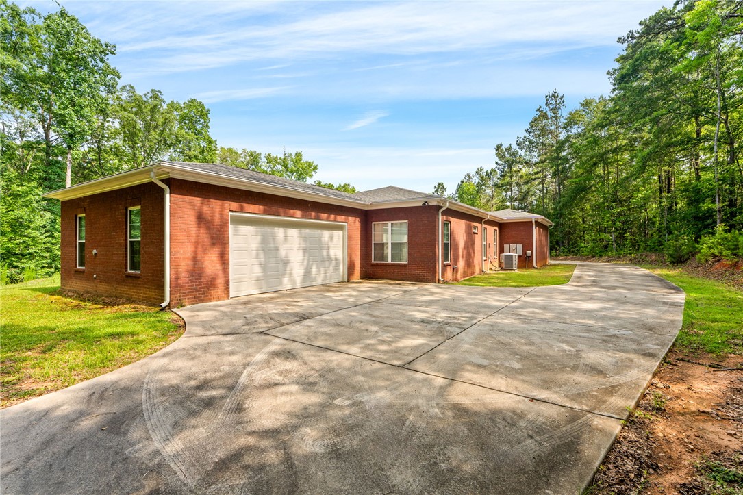 2706 RIDGE ROAD